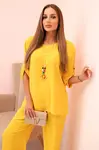 Kesi Włoski Dámský komplet s halenkou s náhrdelníkem a širokými nohavicemi žlutý