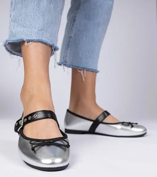Gemre Silver women's ballet flats with a bow Mansy