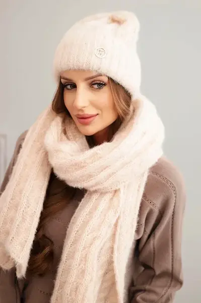 Kesi Dámský komplet čepice a šály s proužkem a ozdobou světle pudrově růžový