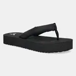 Žabky Calvin Klein Jeans BEACH SANDAL FLATFORM TTXR SATIN dámské, černá barva, na platformě, YW0YW01723