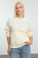 Trendyol Ecru Plush Stitching Detailed Oversized/Wide Fit Thick Knitted Sweatshirt