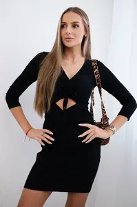 Žebrované šaty se zavazovaným výstřihem černé