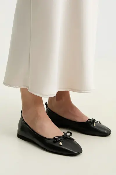 Kožené balerínky Answear.LAB