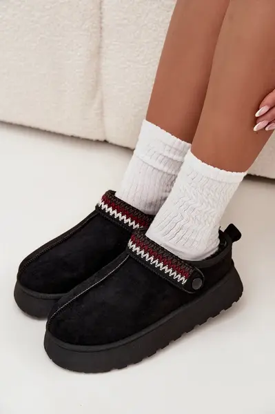 Boto Dámské sněhule nízké s pohyblivým páskem a výšivkou na platformě černé Lyrisse