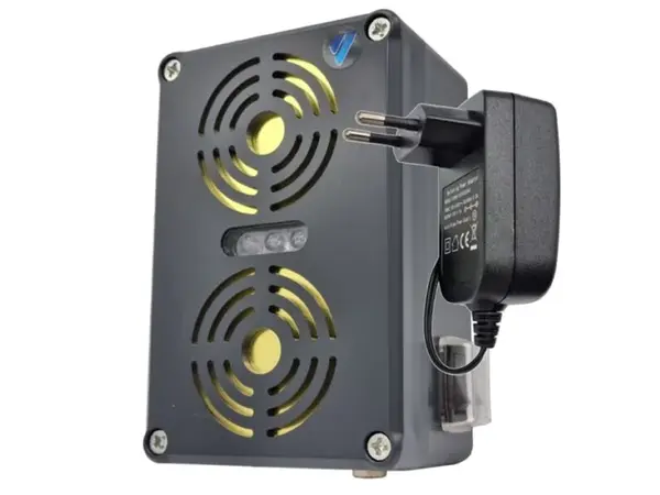 Bravson Vodotesný, ultrazvukový odpudzovač na kuny, myši a potkany VIANO OD15 LED