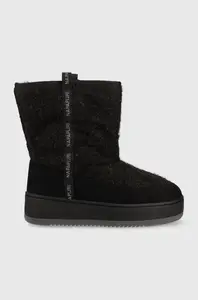 Sněhule Napapijri River