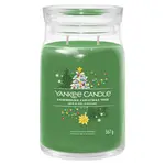 YANKEE CANDLE Signature Vonná svíčka velká 2 knoty Shimmering Christmas Tree 567 g