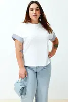 Trendyol Curve White Oversize Striped Poplin Fabric Detail on the Sleeve 100% Cotton Knitted Plus Size T-Shirt