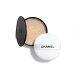 CHANEL POUDRE UNIVERSELLE LIBRE - REFILL ON-THE-GO FORMAT SYPKÝ PUDR S PŘIROZENÝM FINIŠEM. CESTOVNÍ FORMÁT - 40 MEDIUM PLUS - NÁPLŇ 6 g