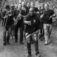 Takin'Off – Funk Comedians