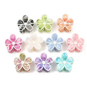 Plastic Claw Hair Clips