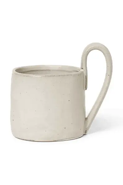 Ferm Living Hrnček ferm LIVING Flow Mug 360 ml
