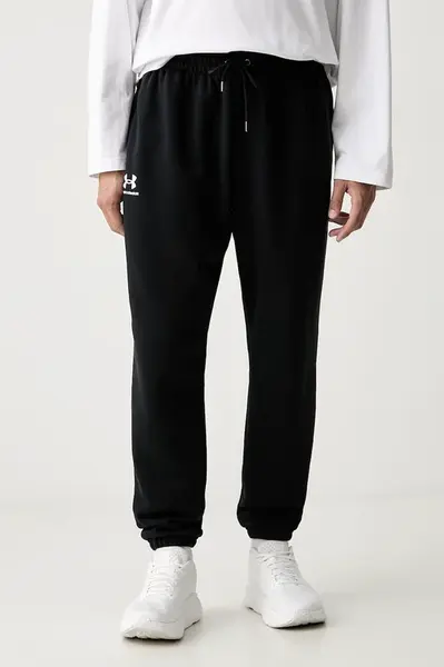 Under Armour tepláky pánské s bavlnou Essential Fleece