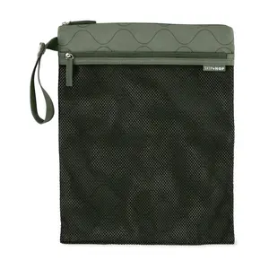 SKIP HOP Sáček nepremokavý Grab & go Dark sage 30 x 38 cm