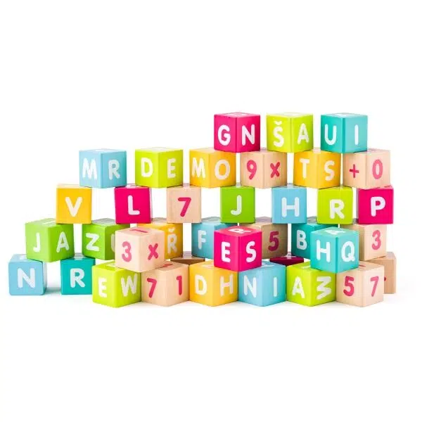 WOODY COLORED DICE WITH LETTERS AND NUMBERS 40KS Drevené kocky, mix, veľkosť
