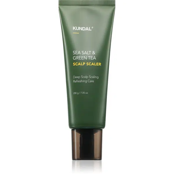 KUNDAL Sea Salt & Green Tea Scalp Scaler hloubkově čisticí peeling stimulující růst vlasů 200 g