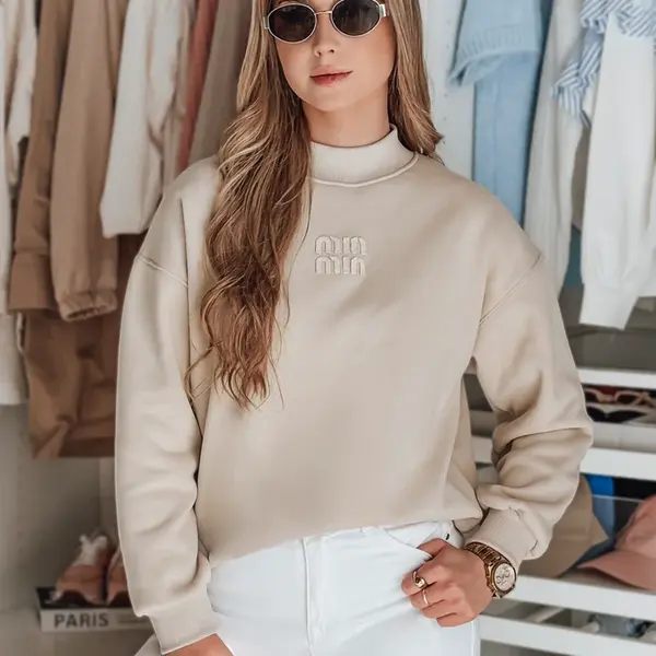 Bluza damska oversize z naszywką LOVASON beżowa Dstreet