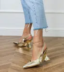 Gemre Golden sandals on geometric wedge Kokkes
