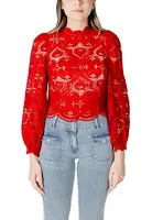 Červená krajková halenka Morgan De Toi