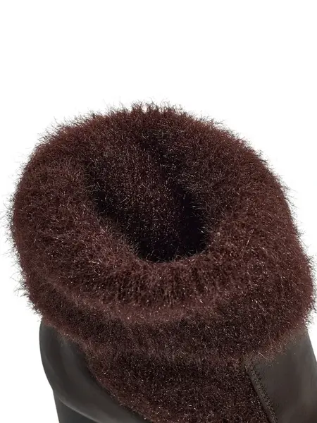 Dámské kotníkové kozačky s podpatkem a pleteným detailem