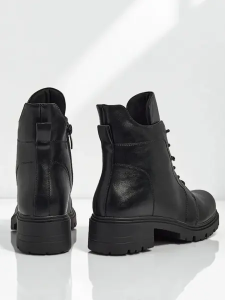 Resti Eco-leather laced women's ankle boots Veltih