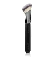 BrushArt Profesional B11 Šikmý štětec na make-up 1 ks