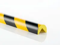 Polyuretanový varovný profil C 40x28 (1ks=1m)