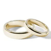 Svadobná súprava zo zlata s diamantmi po stranách obrúčky KLENOTA