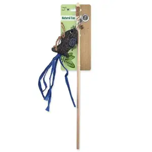 Hračka MC Natural Fun palička ryba s rolničkou a kočičím hračkom šedá 40cm