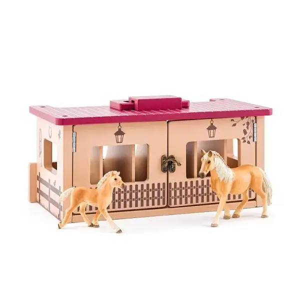 Stáj se dvěma koňmi