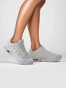 Resti Women's sporty sneakers Dihnan