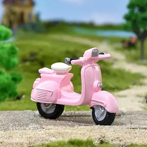 Resin Small Vehicle Motorbike Shooting Props