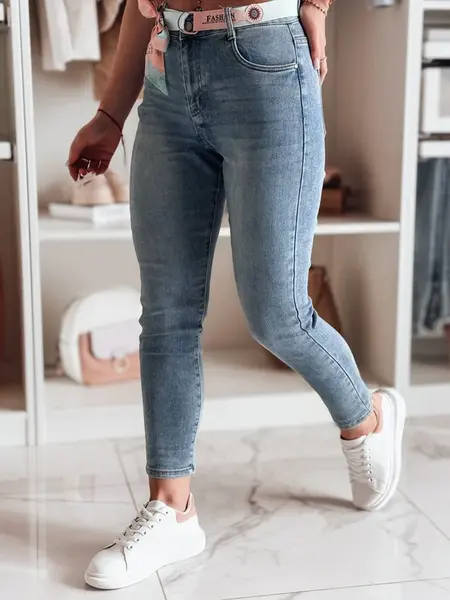Spodnie damskie jeansowe slim fit z paskiem TRENDLINE niebieskie Dstreet