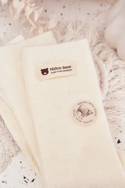 Teplé vlněné dámské ponožky s výšivkou