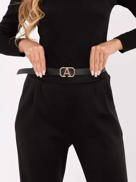 Čierne jednofarebné nohavice