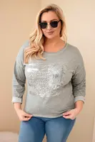 Kesi Włoski Dámska blúzka Plus Size s potlačou a predĺženým zadkom khaki