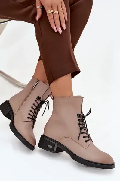 Dámske členkové čižmy z pravej kože na nízkom opätku vyteplené Vinceza