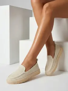 Dámské béžové mokasíny Resti