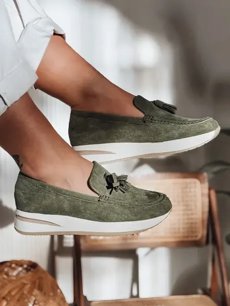 Dámské mokasíny na klínovém podpatku MOCCKO