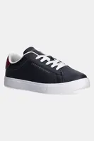 Kožené sneakers boty Tommy Hilfiger ESSENTIAL COURT SNEAKER