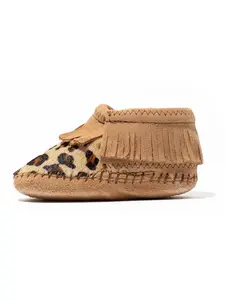 Minnetonka Čižmy 'Riley Suede'  hnedá / čierna