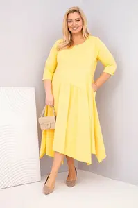 Žluté plus size šaty s asymetrickým lemem