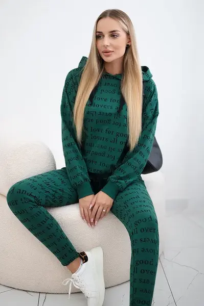Sada se zeleným potiskem