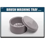 Nádobka pro čištění štětců