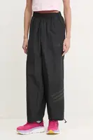 Tepláky adidas Future Icons černá barva, hladké, JE0147