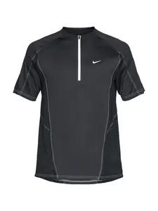 NIKE Funkčné tričko 'RETRO'  čierna / biela