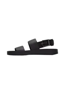 Calvin Klein Sandále  čierna