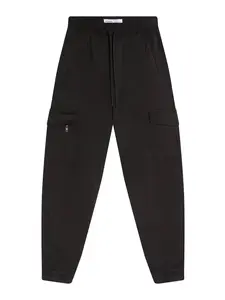 Bershka Kapsáče  čierna