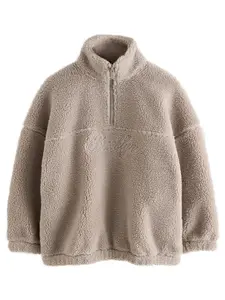 Next Sveter  kamenná