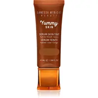Danessa Myricks Beauty Yummy Skin Serum Skin Tint hydratační make-up s vyhlazujícím účinkem odstín 13 - Dark Skin with Warm Golden Undertones 45 ml